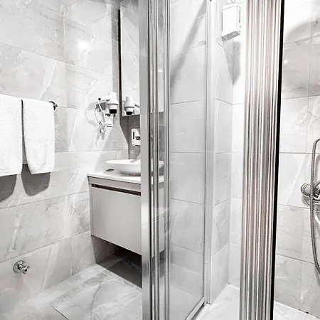 Hotel Lara Smart Aparts *